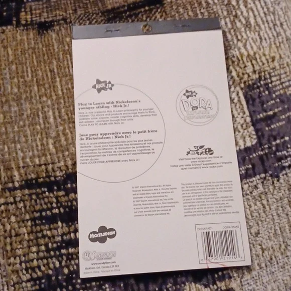 Free Add-on Nickelodeon Dora the Explorer Stickerland Sticker Book - Incomplete - Picture 2 of 5